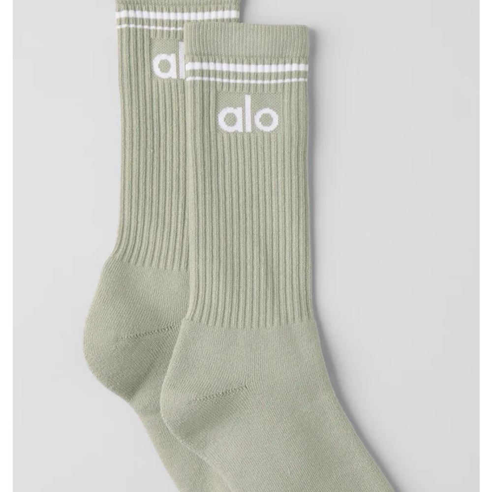 ALO THROWBACK SOCK SIZE MEDIUM
